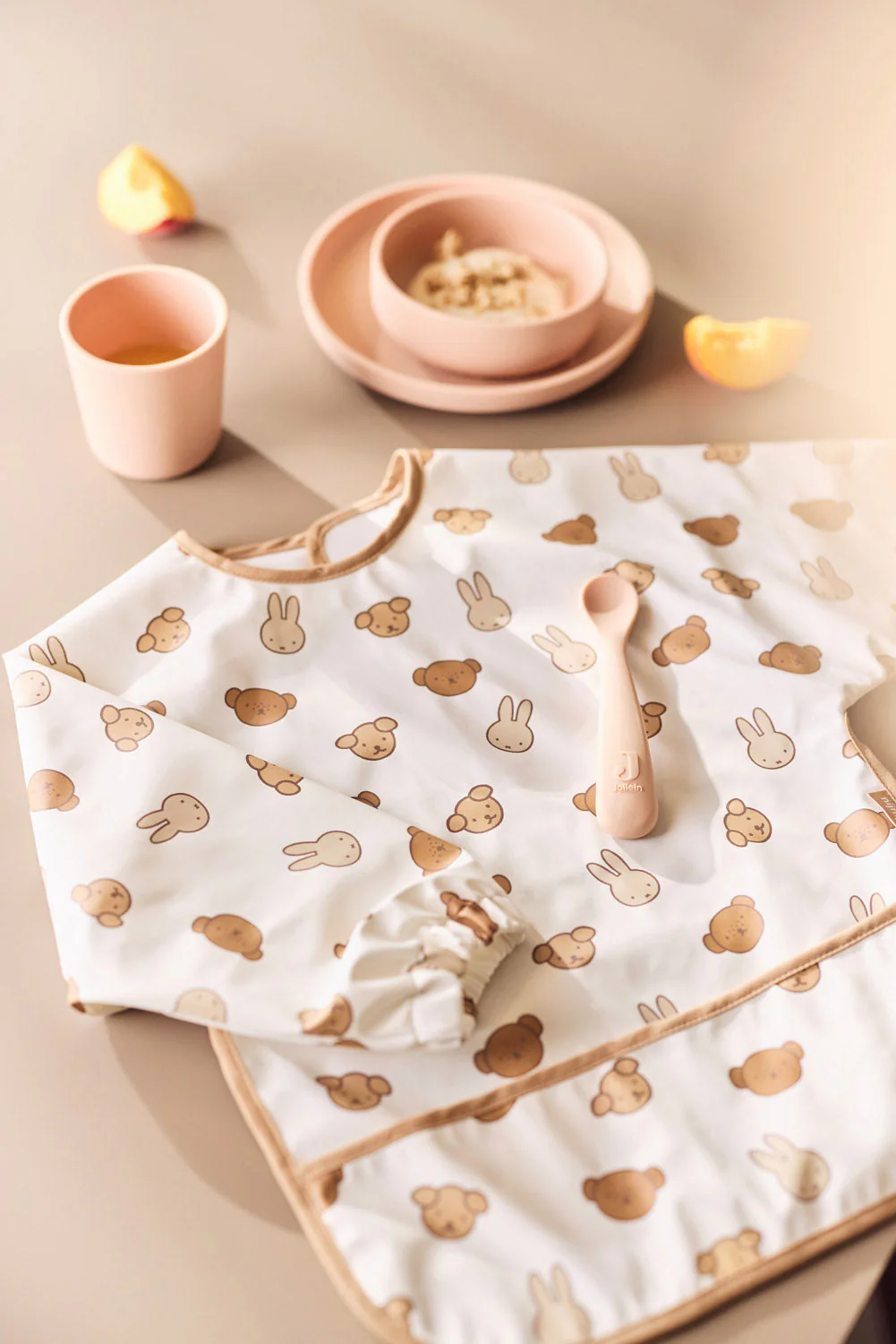 Bavoir à Manches Imperméable - Miffy and Friends – Image 3