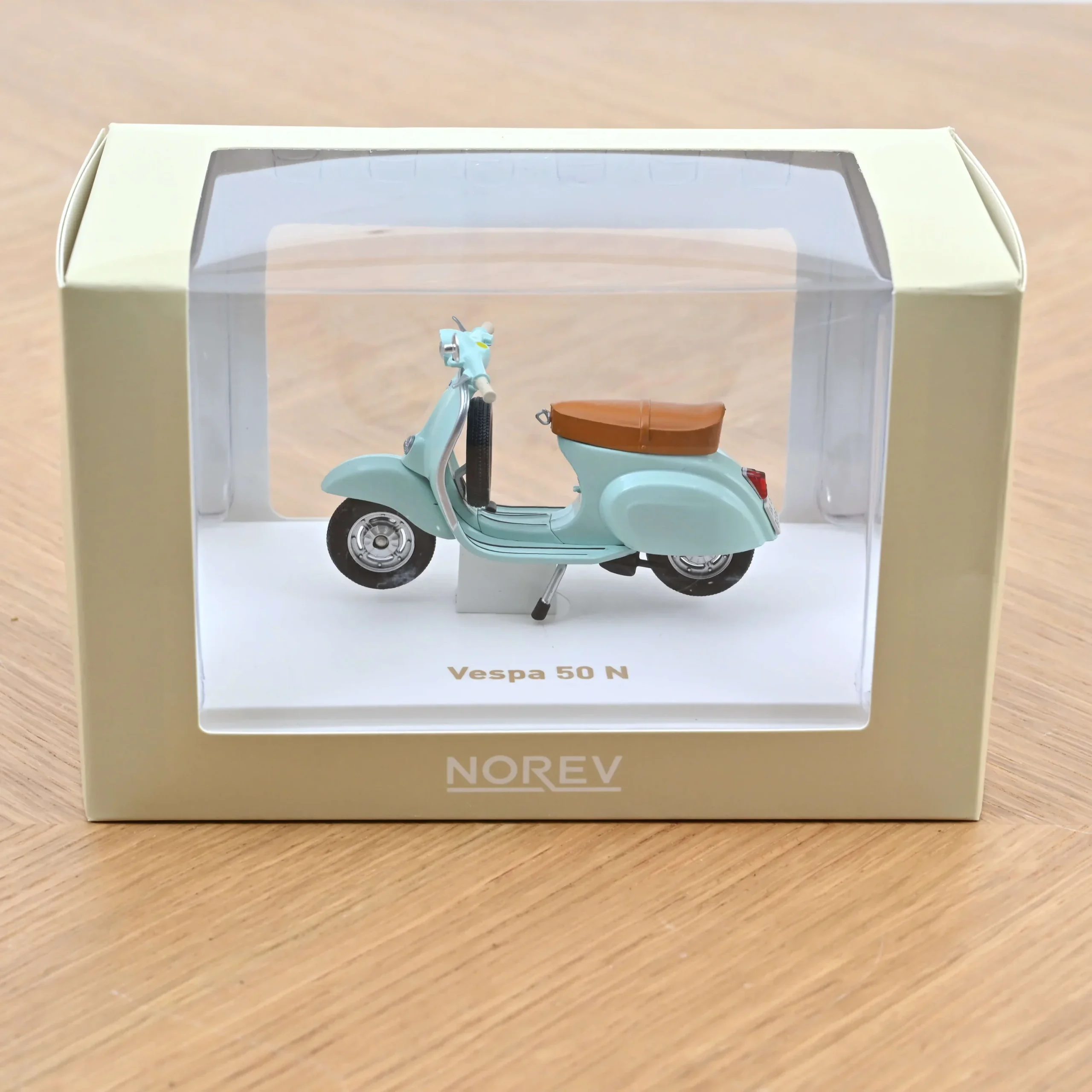 Vespa 50 N 1969 miniature 1/18 bleu aigue-marine – Image 4
