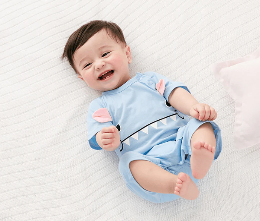 Grenouillère pour bébé bleue et rose – Image 5