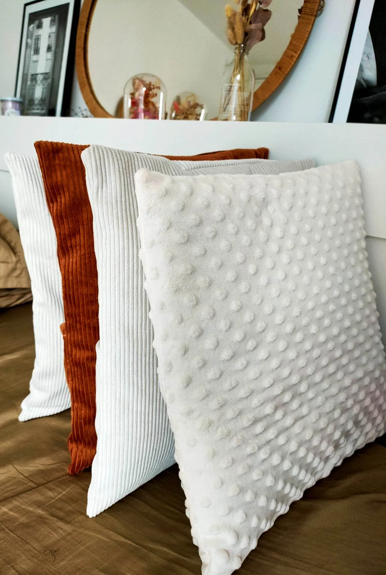 Housse De Coussin Marron En Velours Côtelé – Image 5
