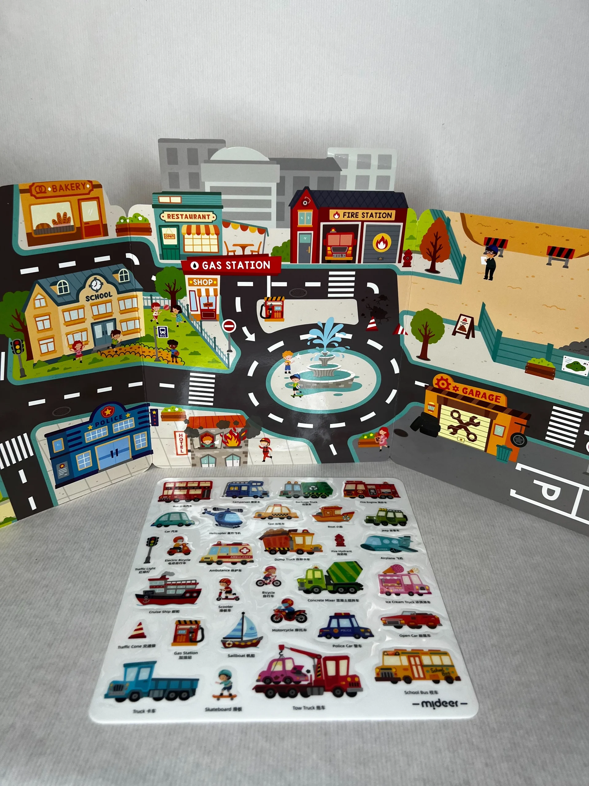 Livre avec autocollants réutilisables – Image 5