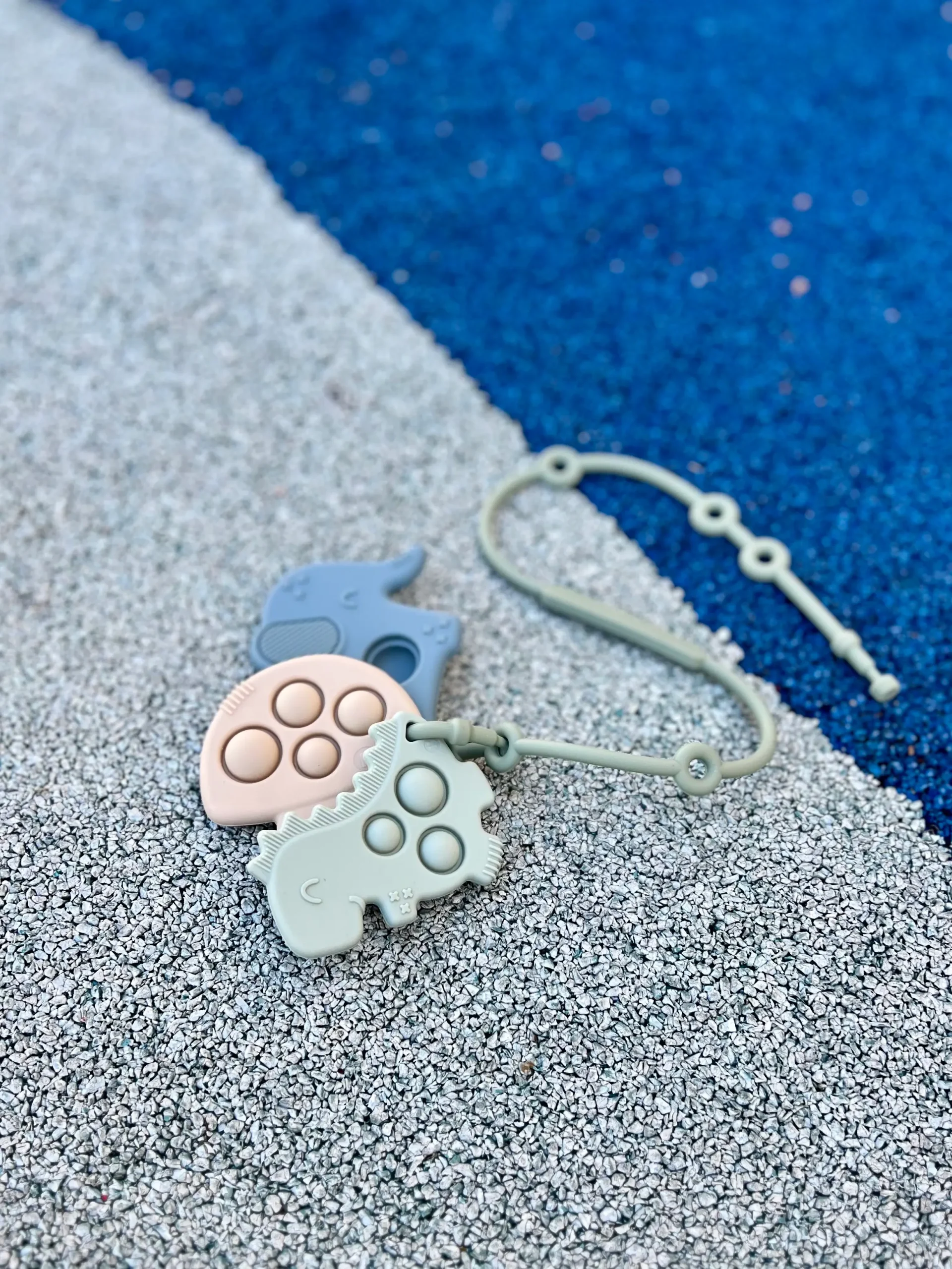 Anneau de Dentition | Pop-It Bleu, Vert, Crème – Image 2