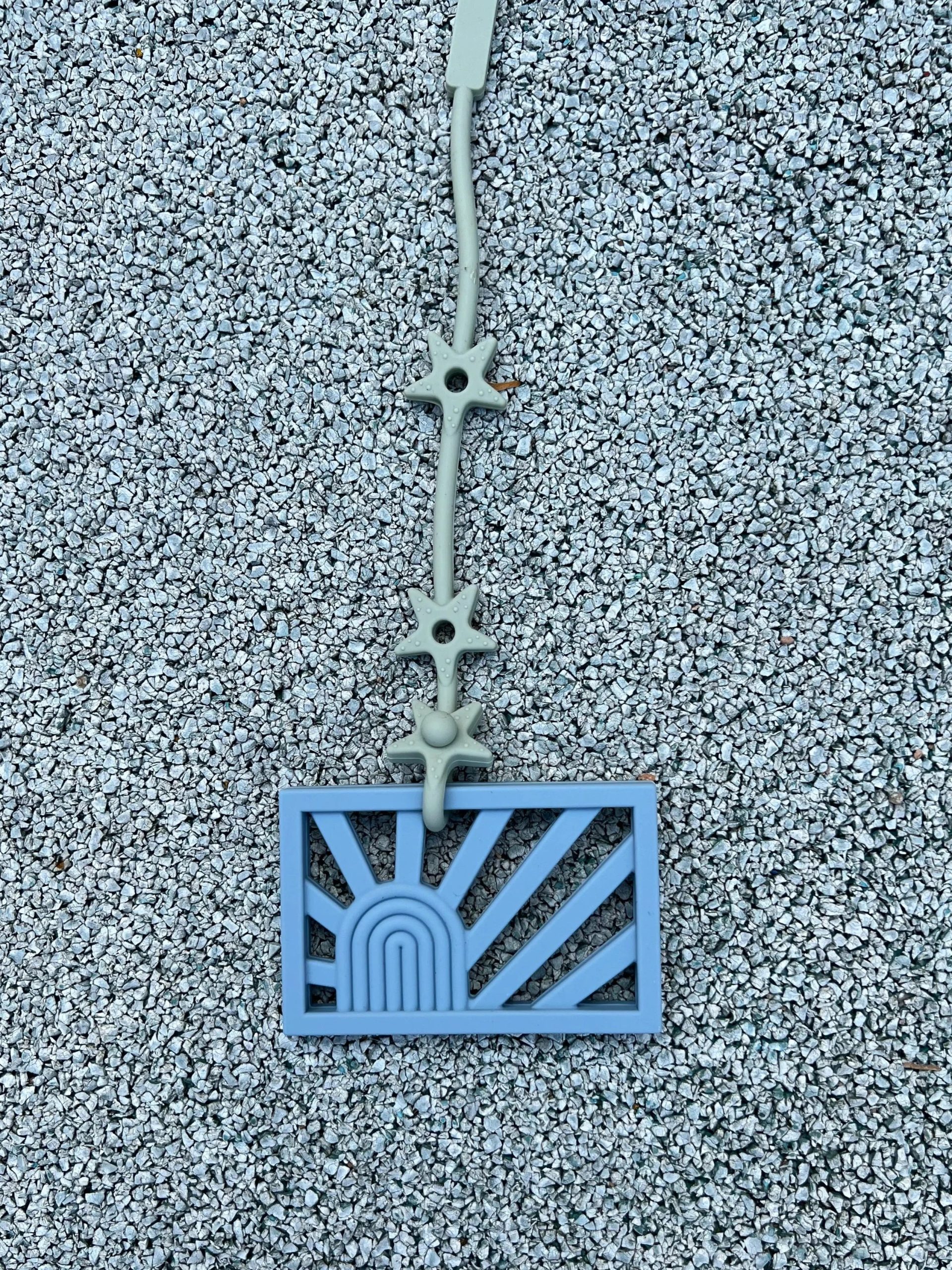 Anneau de Dentition | Rainbow Bleu Ciel – Image 3