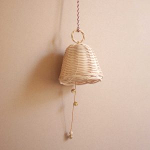 décoration cloche en rotin