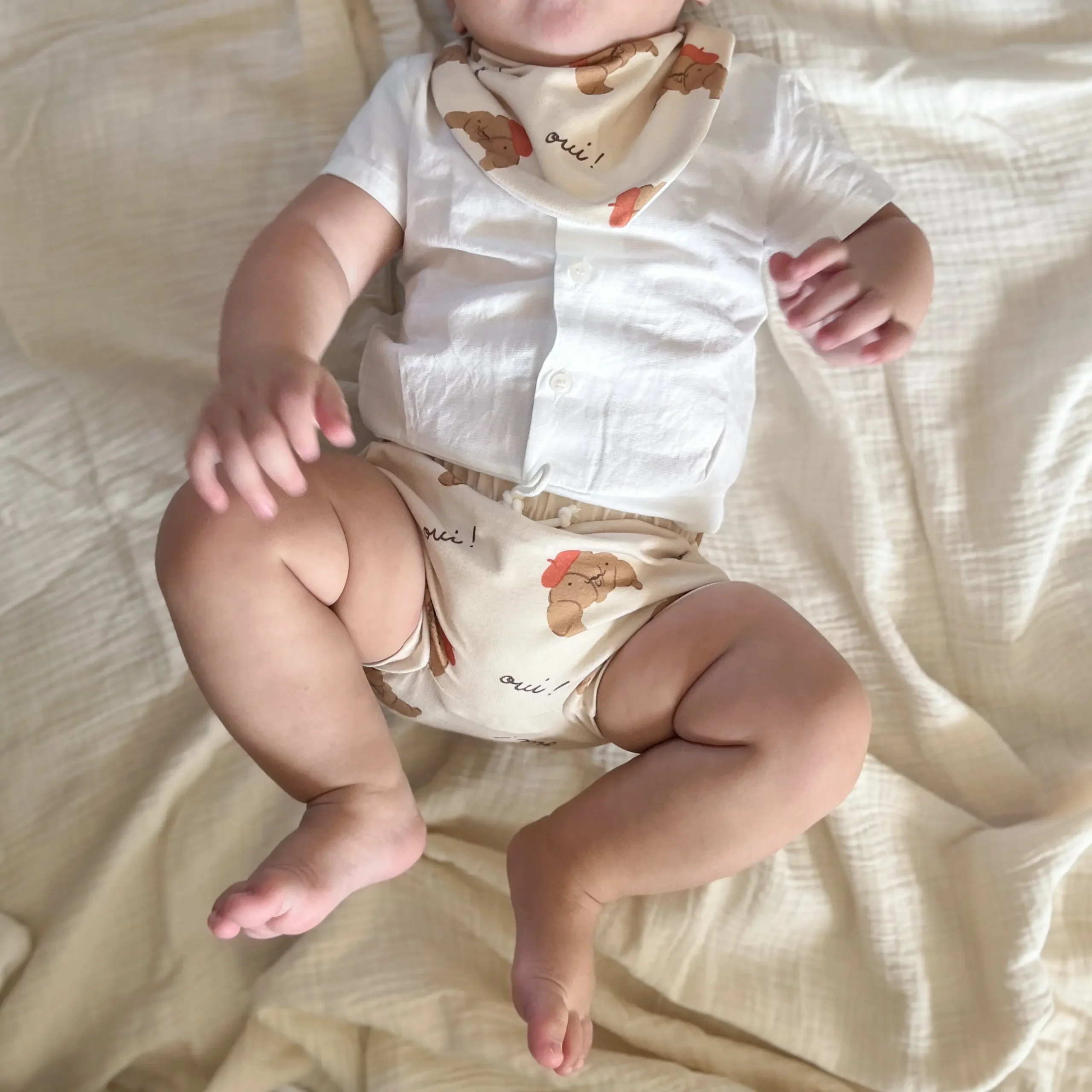 Bavoir Bandana pour bébé - imprimé croissants