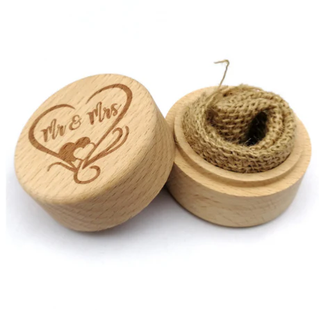 Boîte à alliance de mariage en bois personnalisée – Image 2