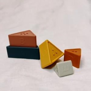 Jouet à empiler 'Triangle', set de 5 pièces