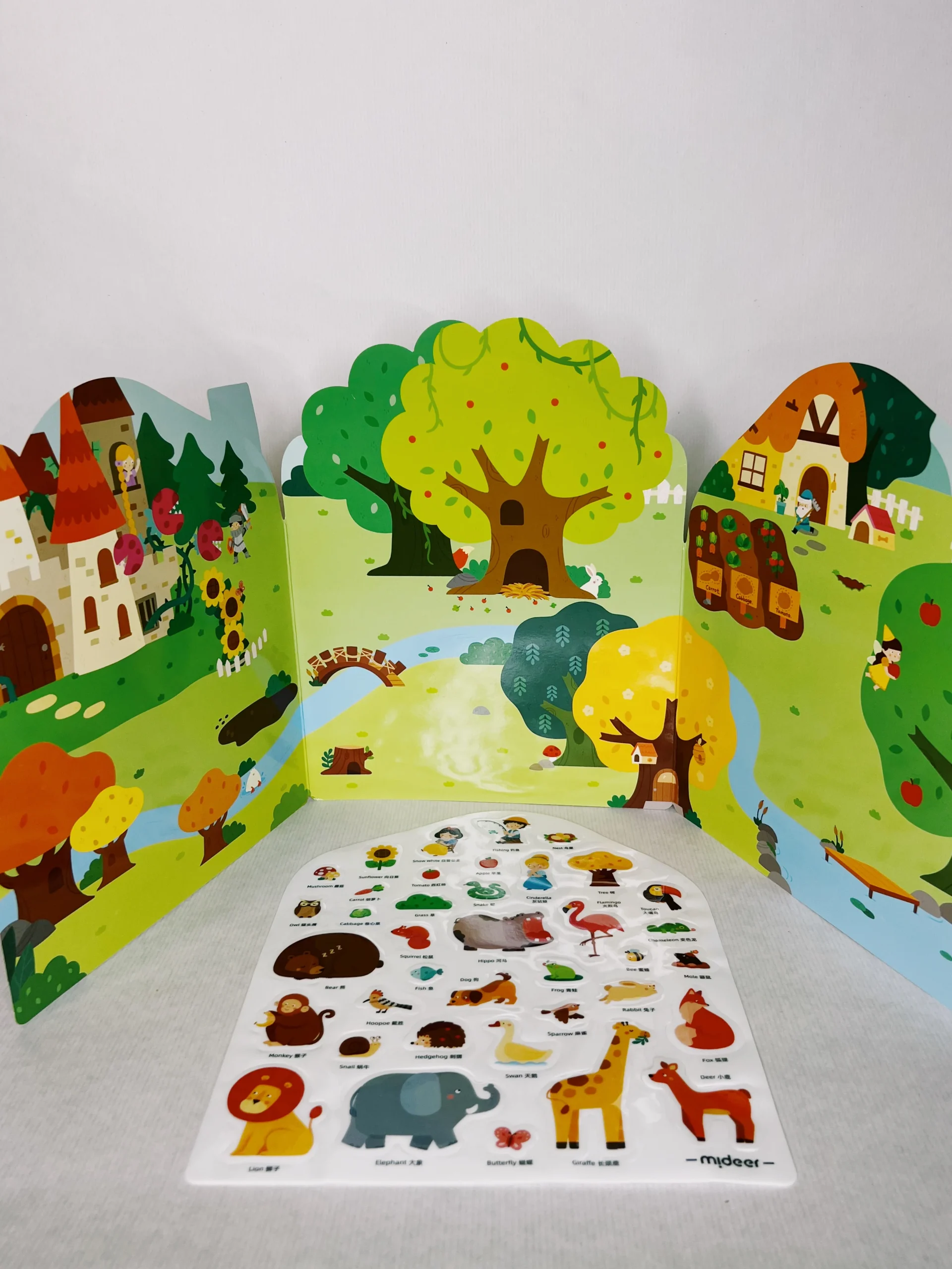 Livre avec autocollants réutilisables – Image 3