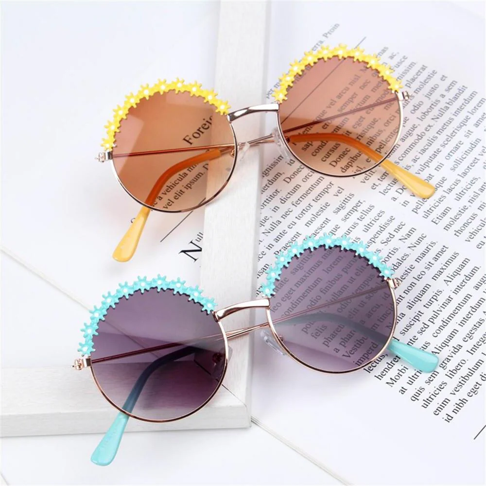 Lunettes de soleil polarisées à fleurs pour enfants avec monture métallique – Image 7