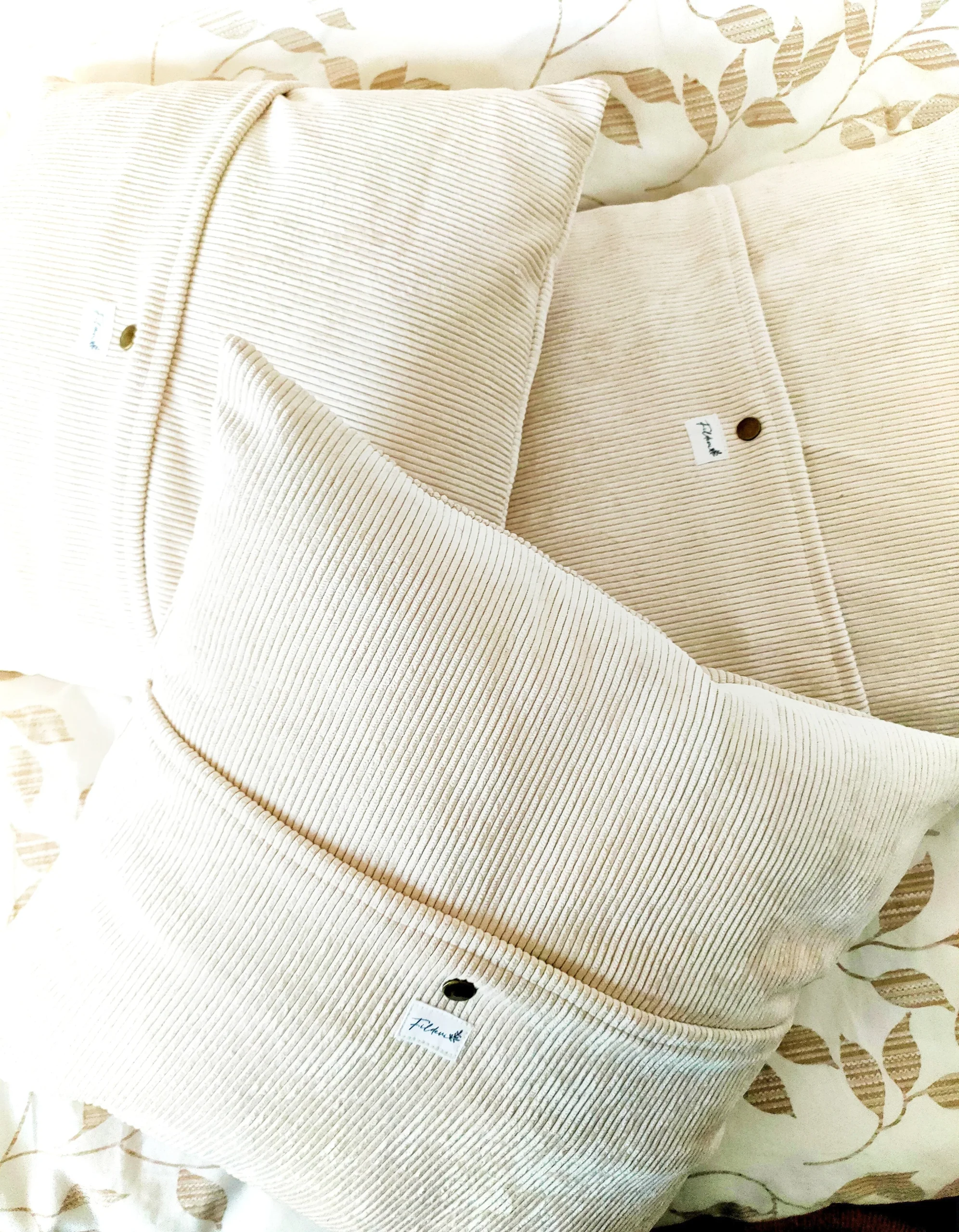 Housse De Coussin Ivoire en Velours Côtelé – Image 3
