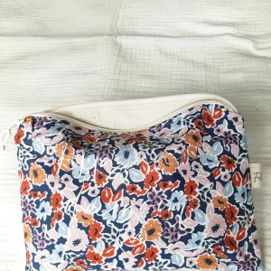 Pochette Plate "MAMAN D'AMOUR" Fleurie Intérieur Ecru