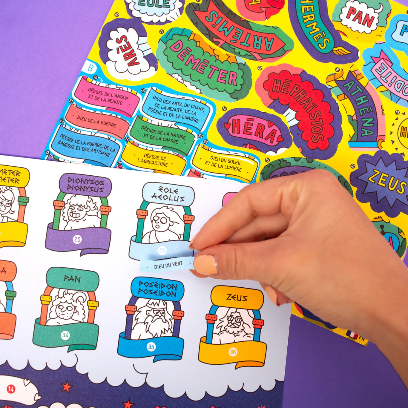 Mythologie: Poster à Colorier + Stickers - OMY School – Image 3
