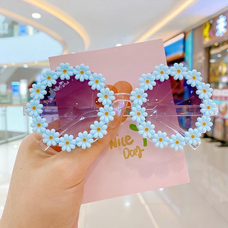 Lunettes de soleil à fleurs en acrylique pour enfants – Image 6
