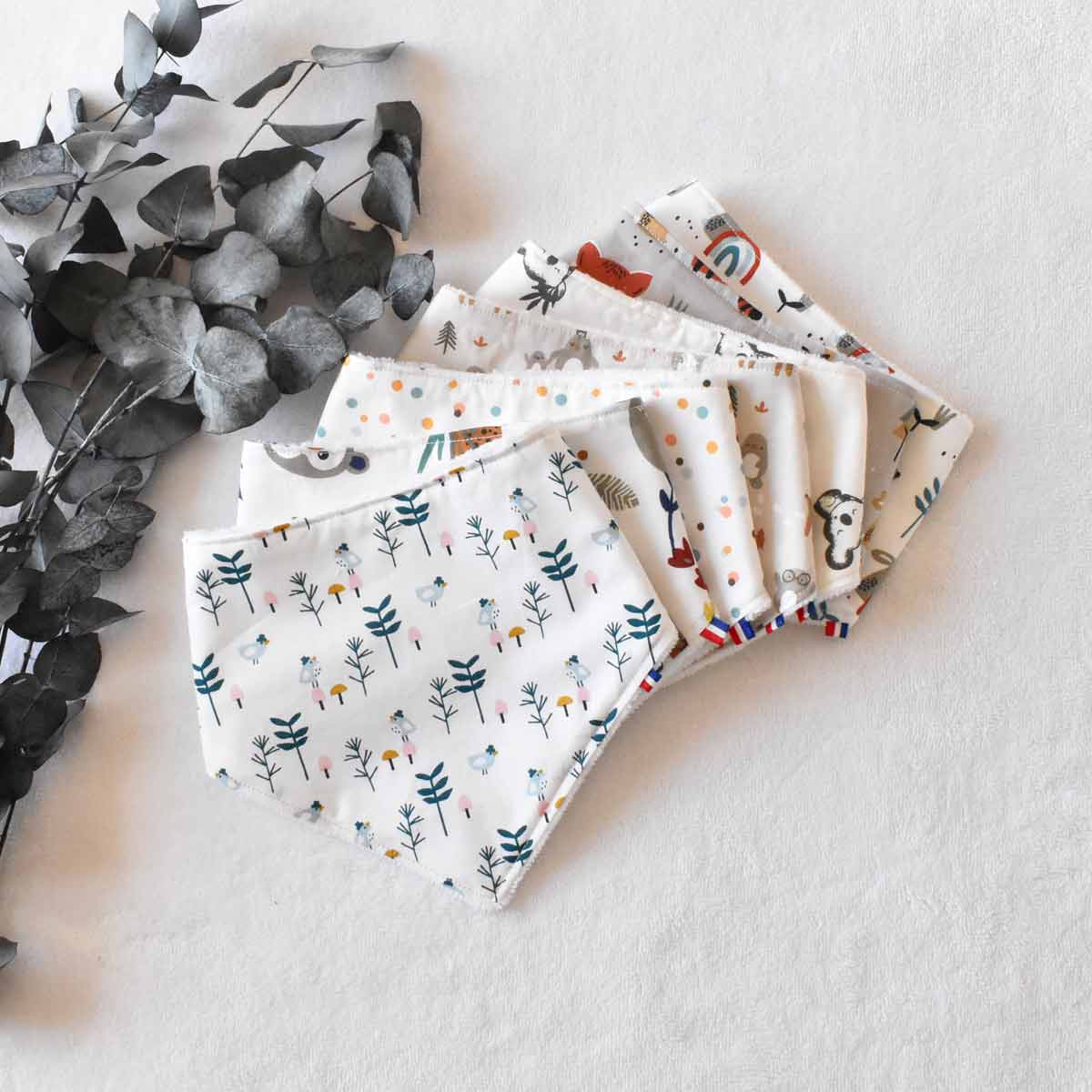 Coffret de 7 bavoirs bandana