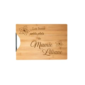 Planche à découper en bambou personnalisée Les bons petits plats de Mamie