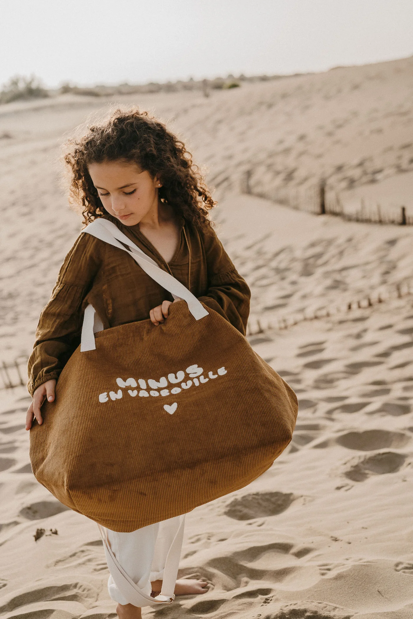 Sac XL velours - Minus en vadrouille – Image 3