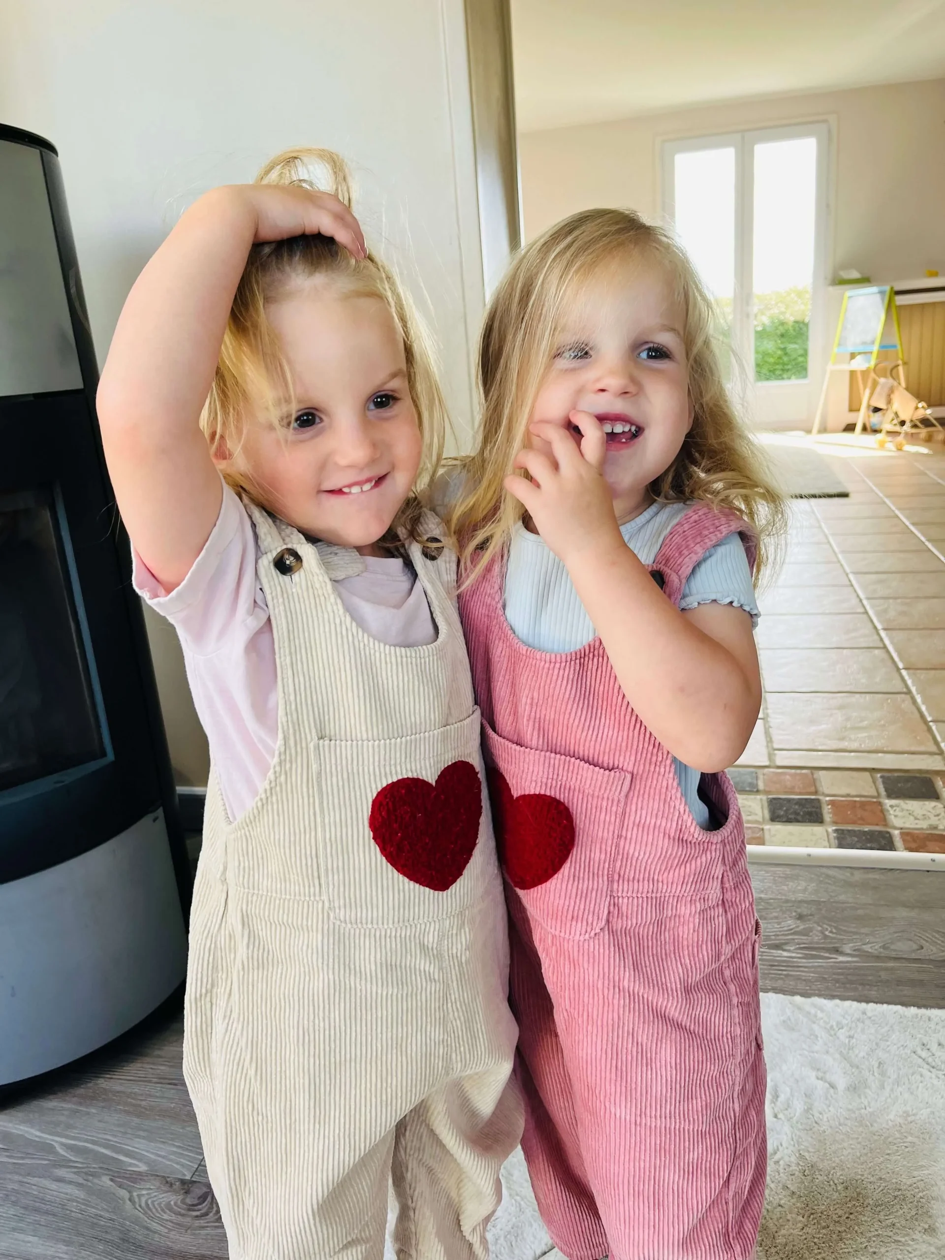 Coup de Coeur Et Douceur Absolue - La Salopette En Coton Avec Son Coeur Brodé – Image 3