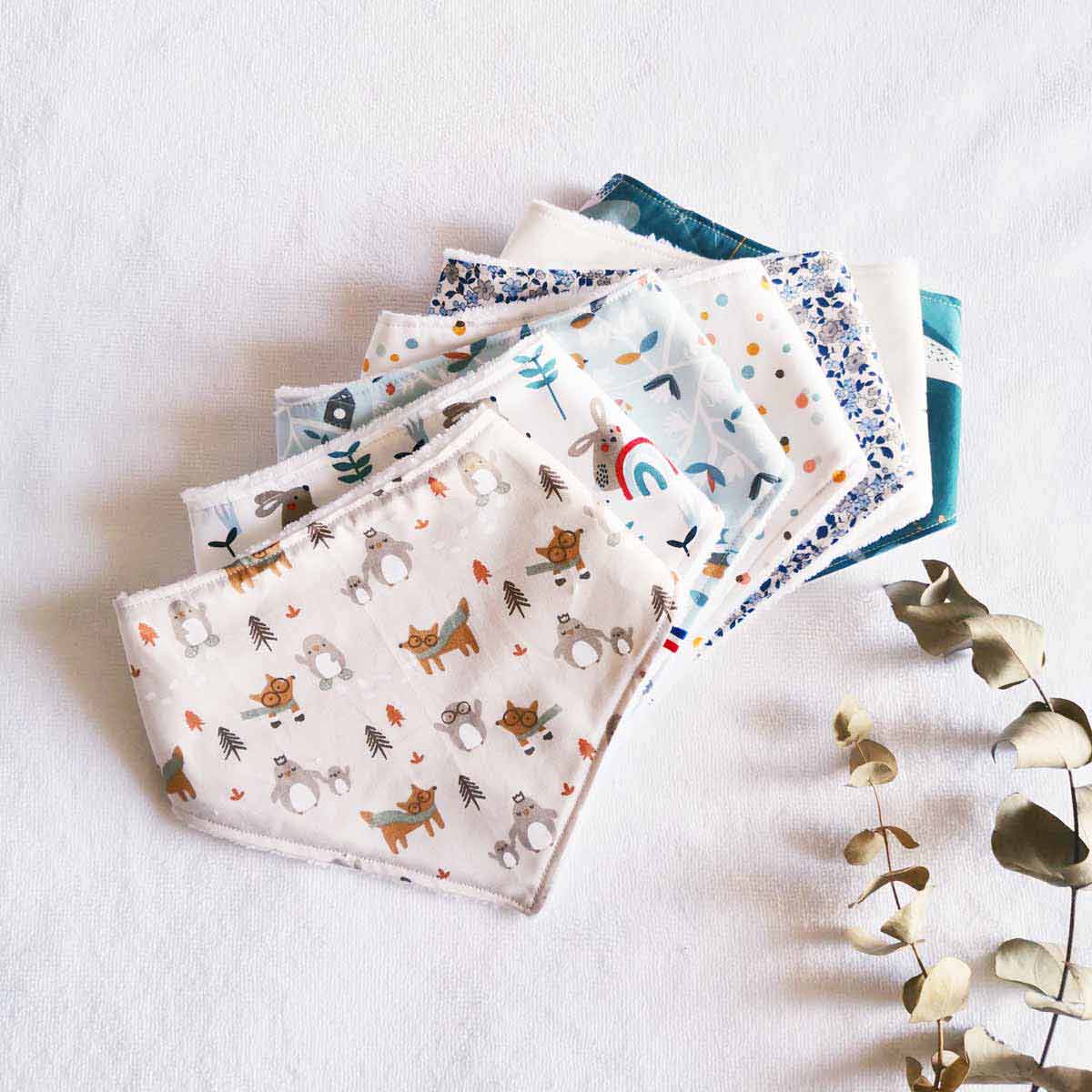 Coffret de 7 bavoirs bandana – Image 2